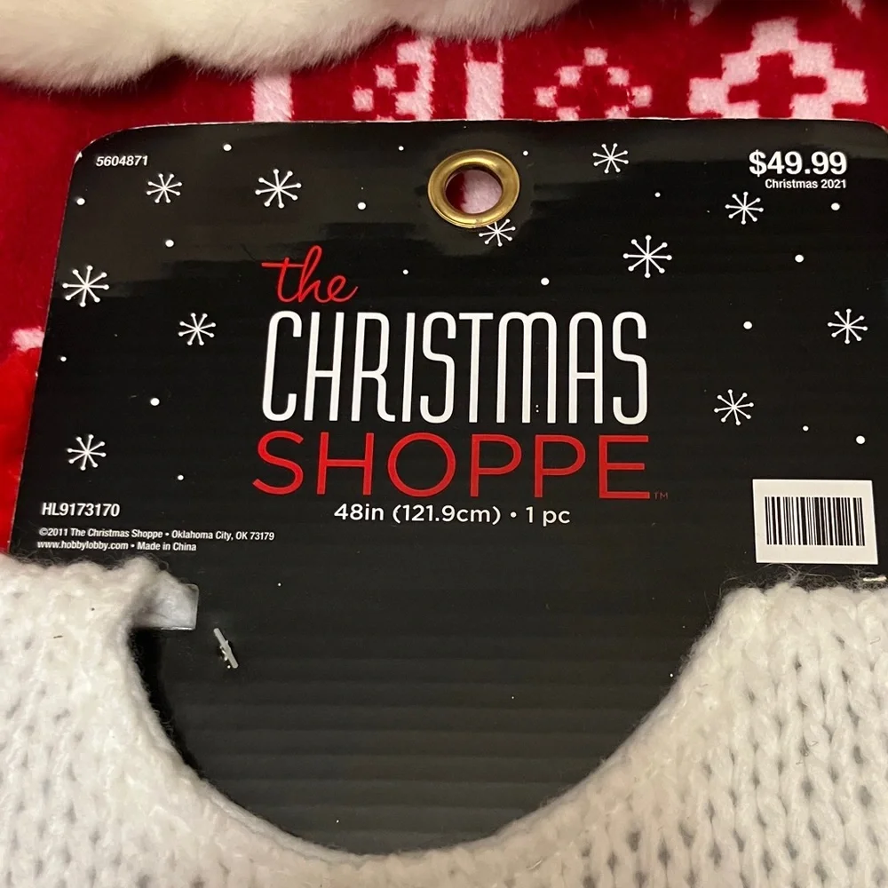 NWT The Christmas Shoppe Tree Skirt 48